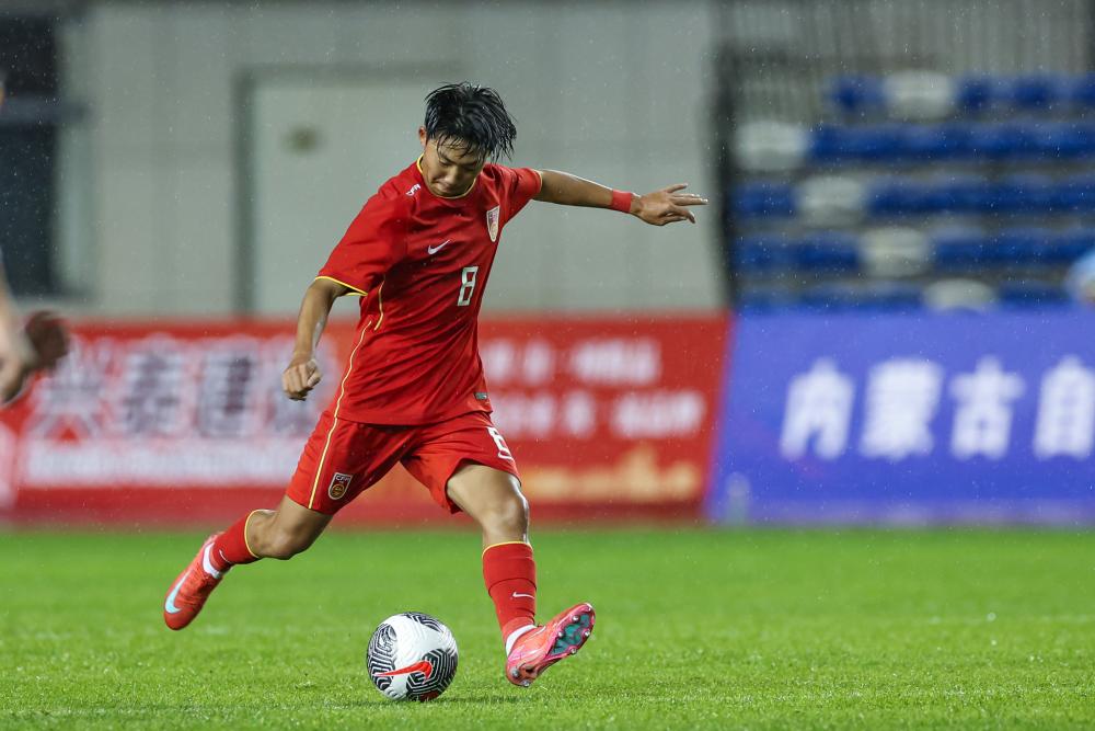 里昂防守低迷导致失利